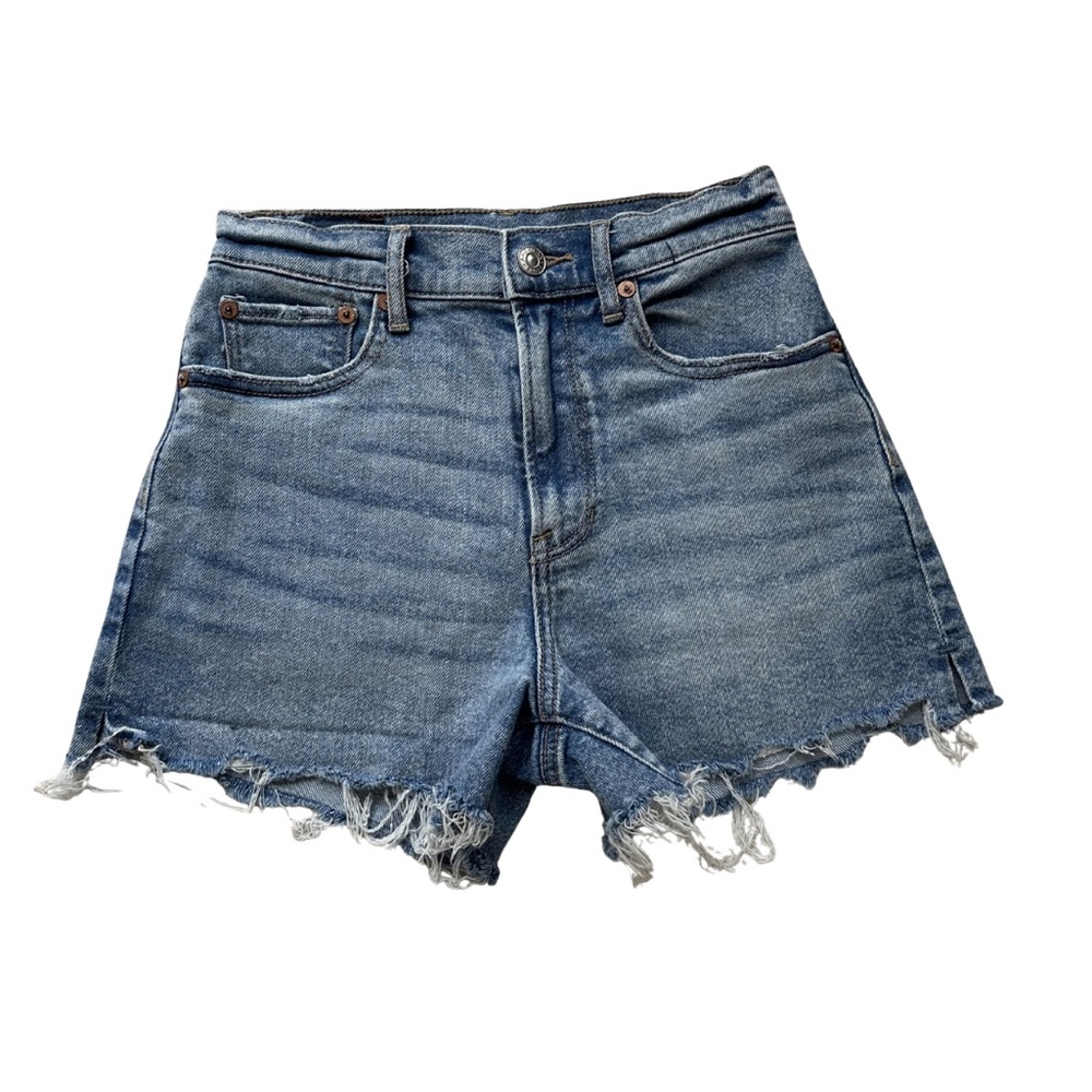 American Eagle “Highest Rise Boyfriend Short” Size 00 Distressed Raw Hem Denim